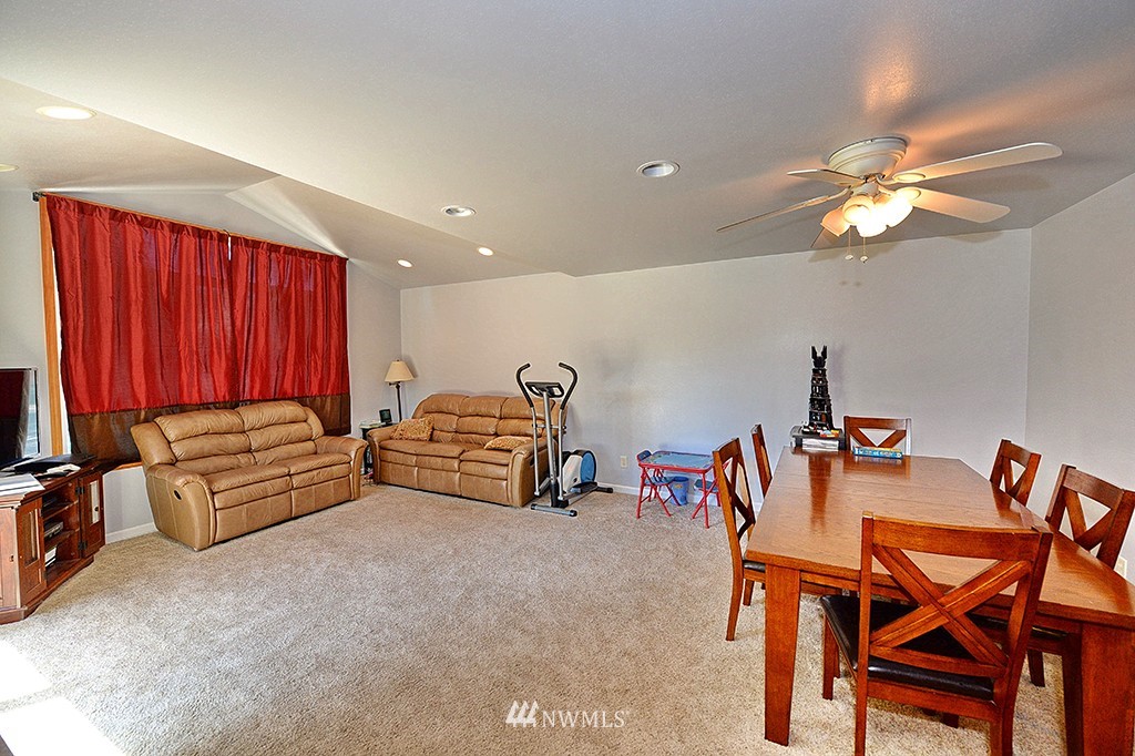 21506 1st Avenue West Bothell, WA 98021 - Photo 18 of 25