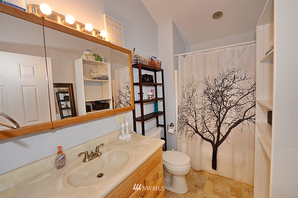 21506 1st Avenue West Bothell, WA 98021 - Photo 24 of 25