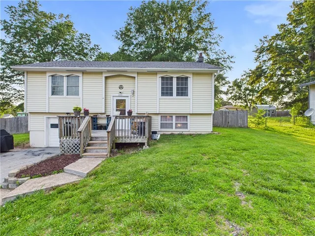 $225,000 | 305 California Avenue, Windsor, MO 65360