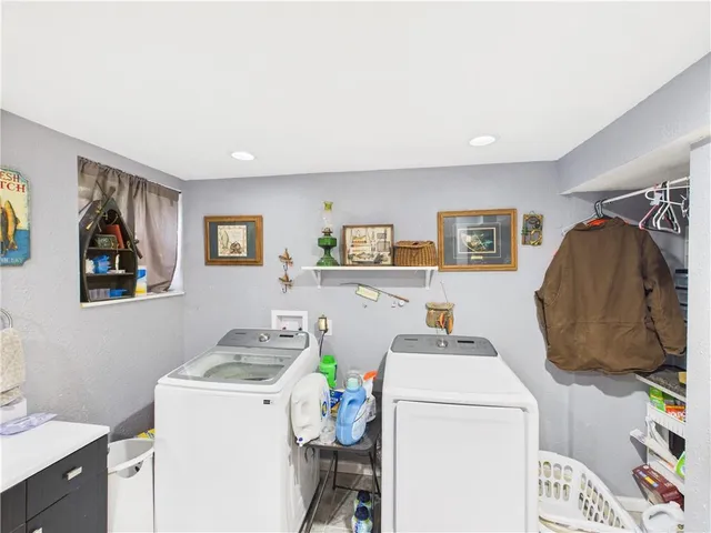 $225,000 | 305 California Avenue, Windsor, MO 65360