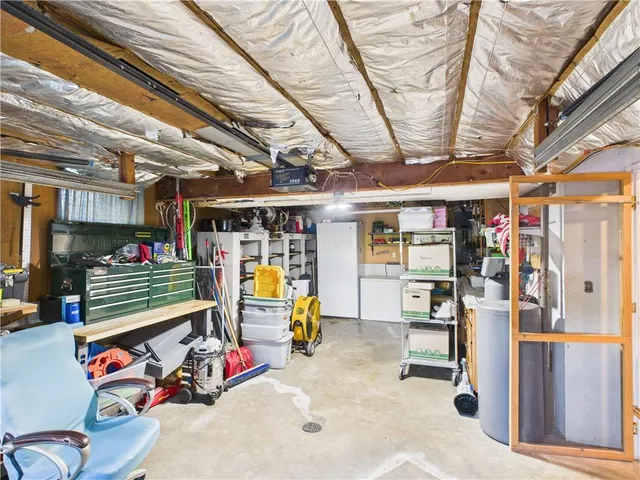 $225,000 | 305 California Avenue, Windsor, MO 65360