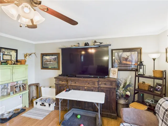 $225,000 | 305 California Avenue, Windsor, MO 65360