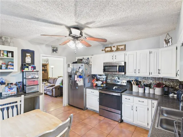 $225,000 | 305 California Avenue, Windsor, MO 65360