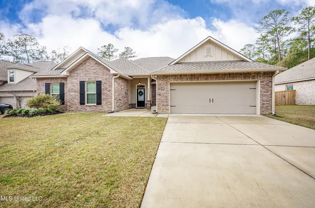 $479,000 | 6995 Osprey Drive, Ocean Springs, MS 39564