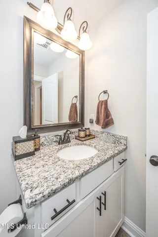 $479,000 | 6995 Osprey Drive, Ocean Springs, MS 39564