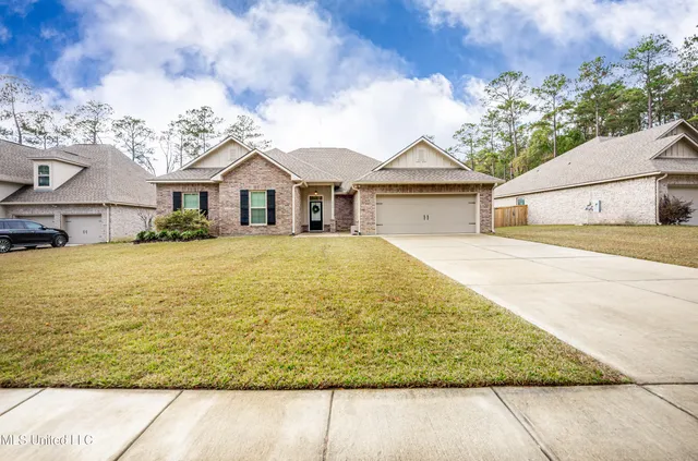 $479,000 | 6995 Osprey Drive, Ocean Springs, MS 39564
