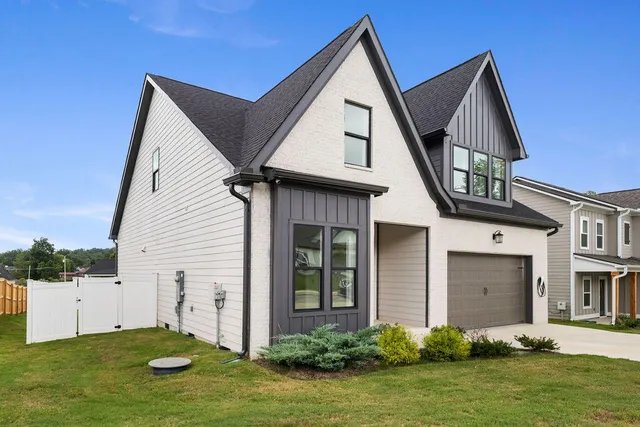 $590,000 | 8405 Snowdrop Way, Ooltewah, TN 37363