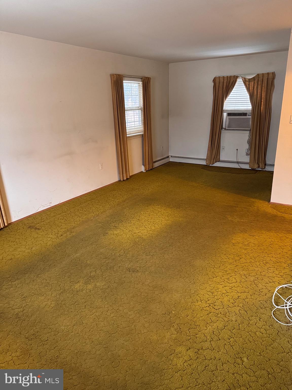 2112 Patrick Street Woodbridge, VA 22191 - Photo 23 of 65 a view of a livingroom with wooden floor and a window