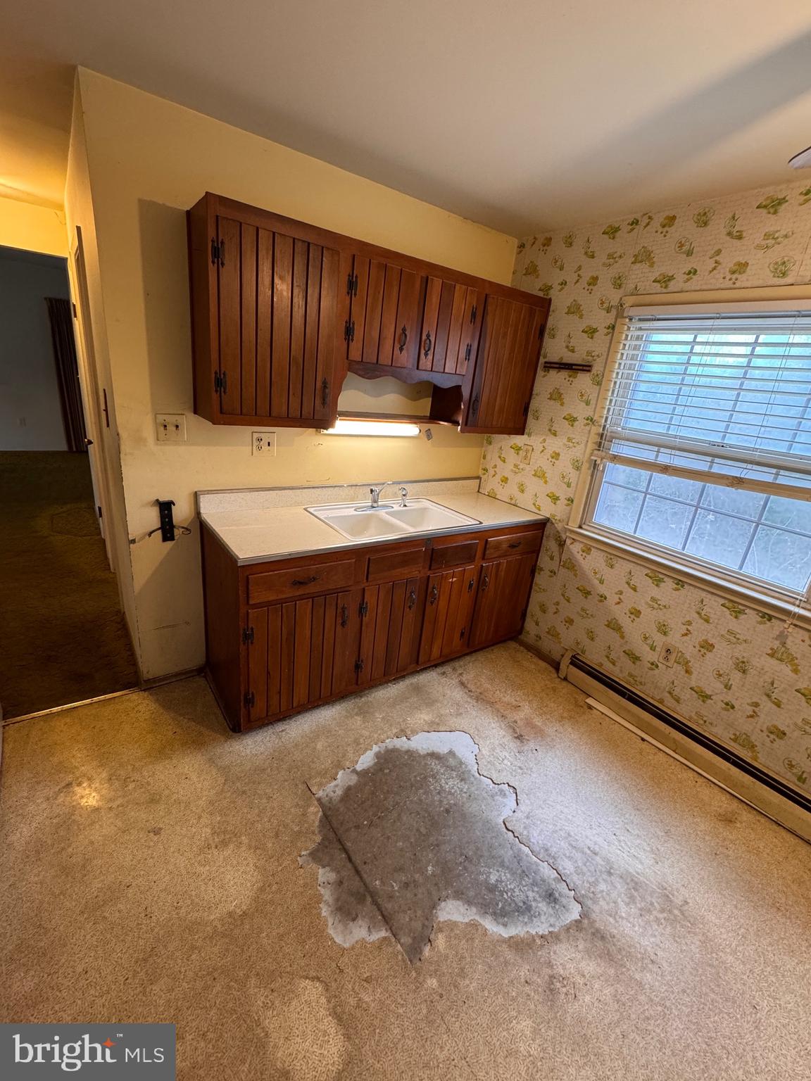 2112 Patrick Street Woodbridge, VA 22191 - Photo 35 of 65 a view of kitchen with cabinets