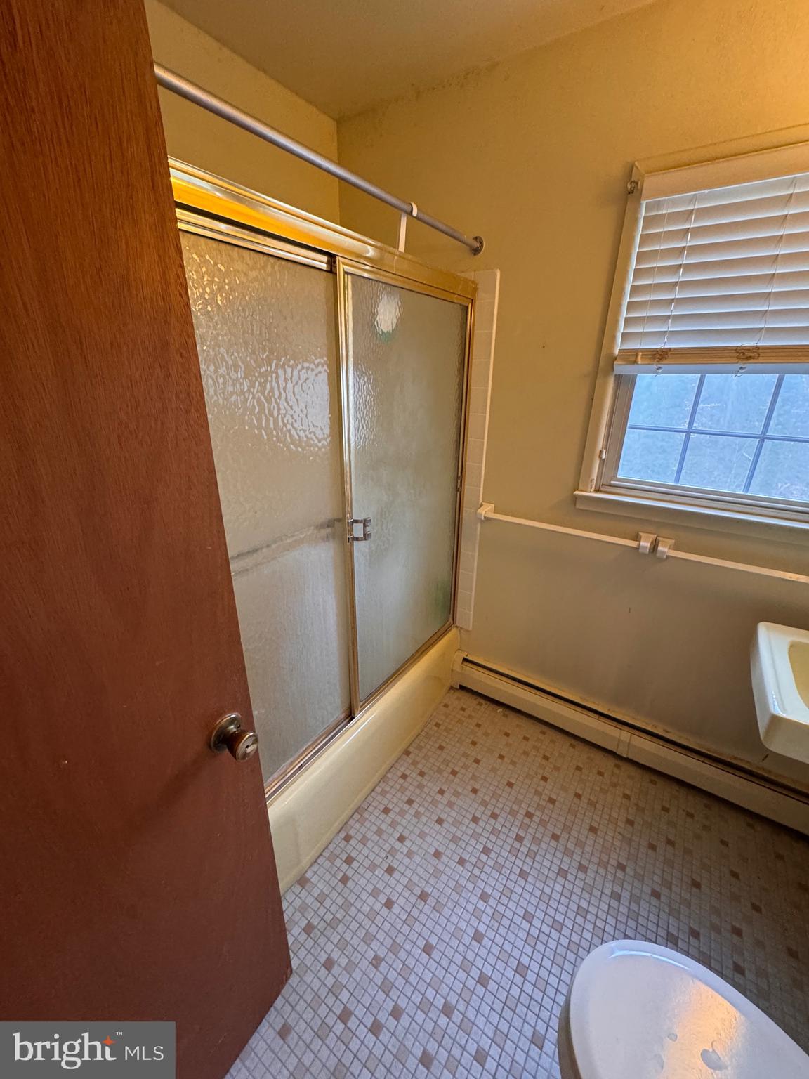 2112 Patrick Street Woodbridge, VA 22191 - Photo 51 of 65 a view of bathroom