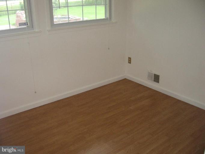 8005 Ellet Road Springfield, VA 22151 - Photo 7 of 9 Bedroom #3