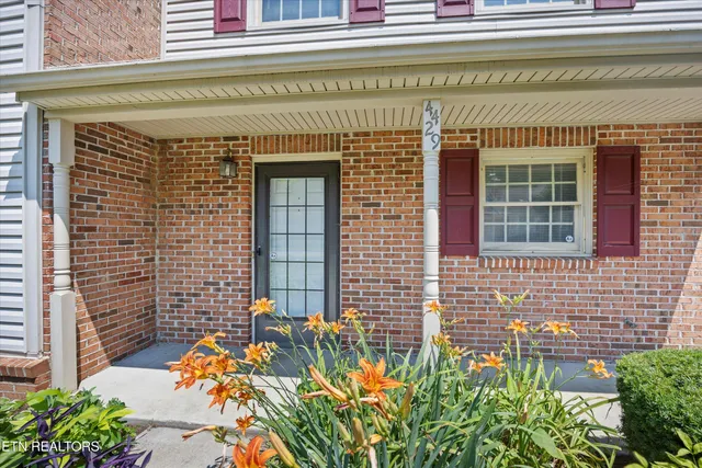 $244,900 | 4429 Washington Court, Knoxville, TN 37917