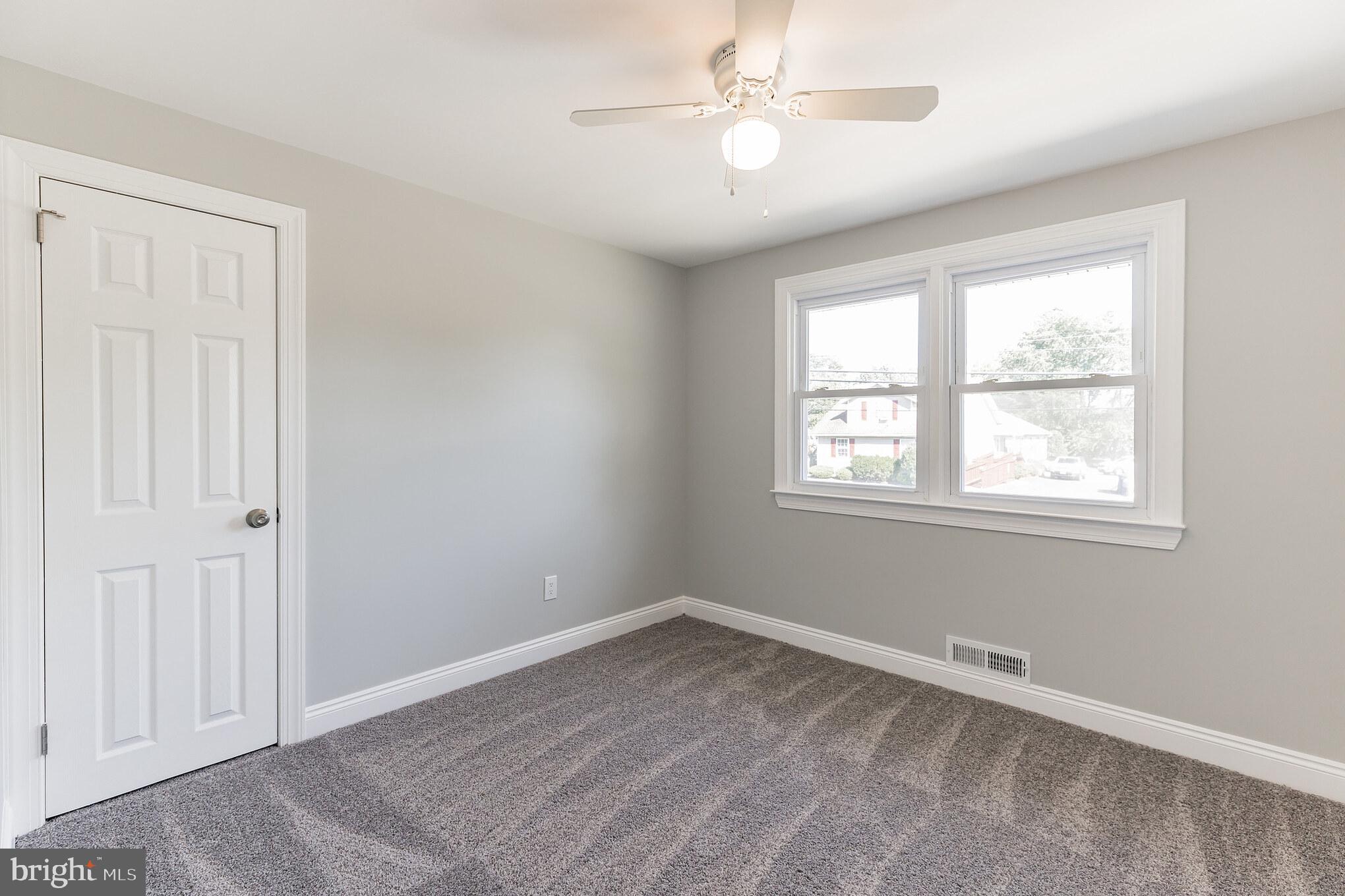 504 West Laurel Road Stratford, NJ 08084 - Photo 20 of 23 Bedroom 2