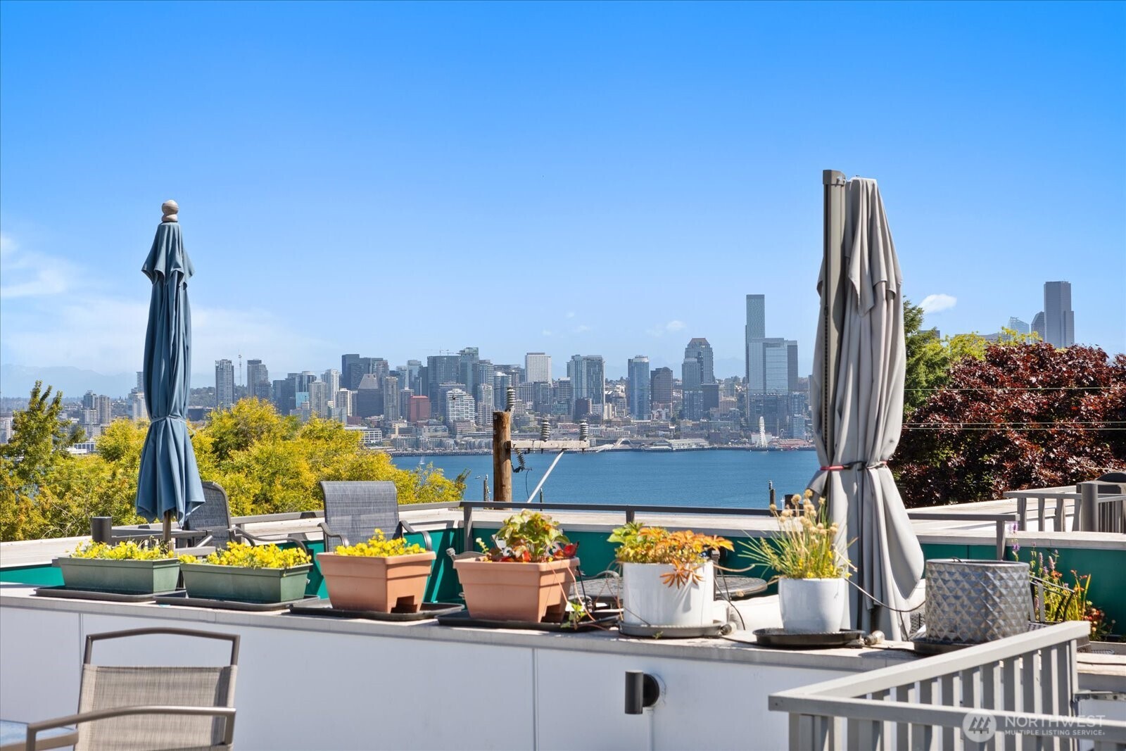 1612 California Avenue Southwest, Unit B Seattle, WA 98116 - Photo 32 of 36