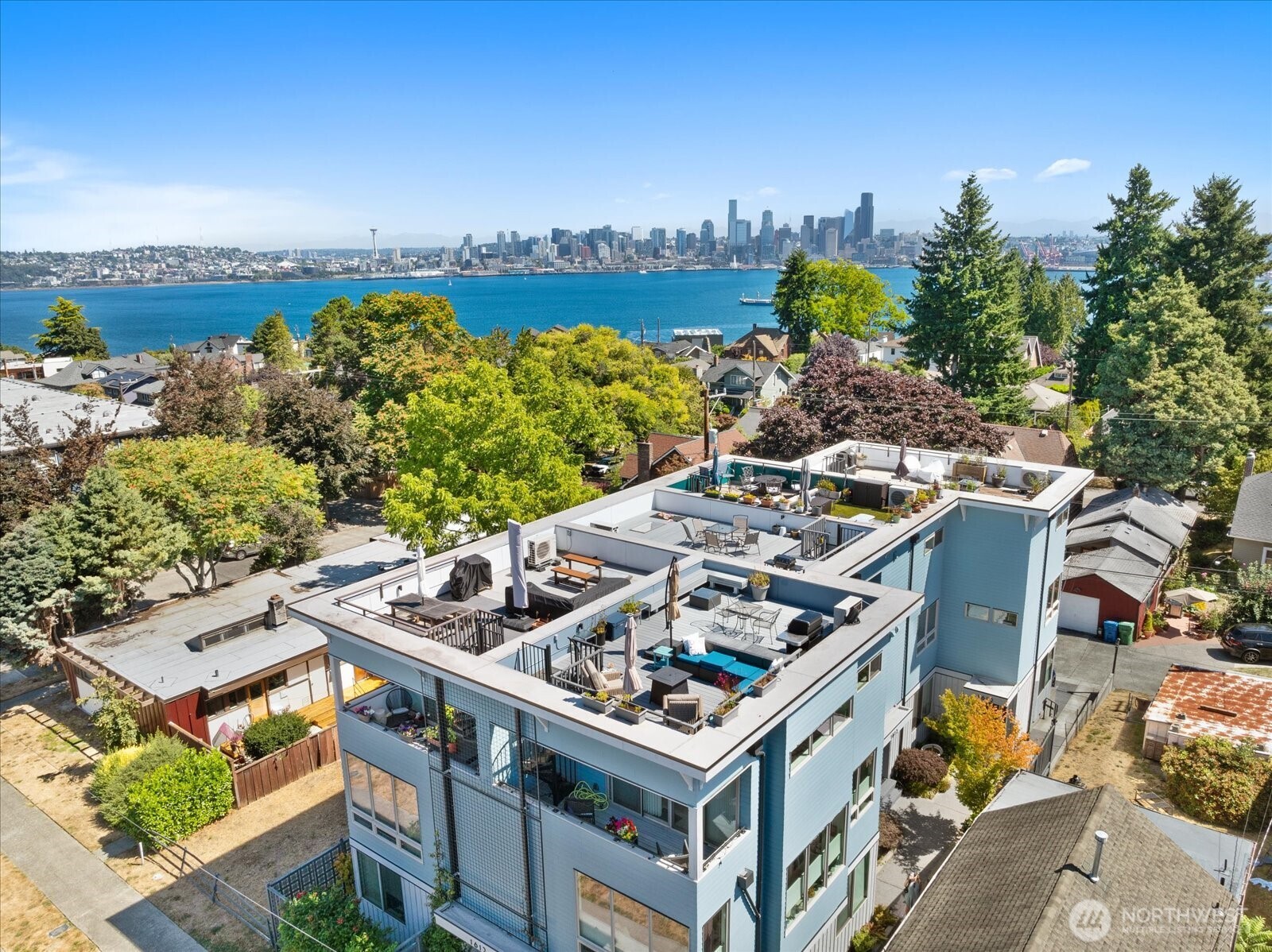 1612 California Avenue Southwest, Unit B Seattle, WA 98116 - Photo 34 of 37