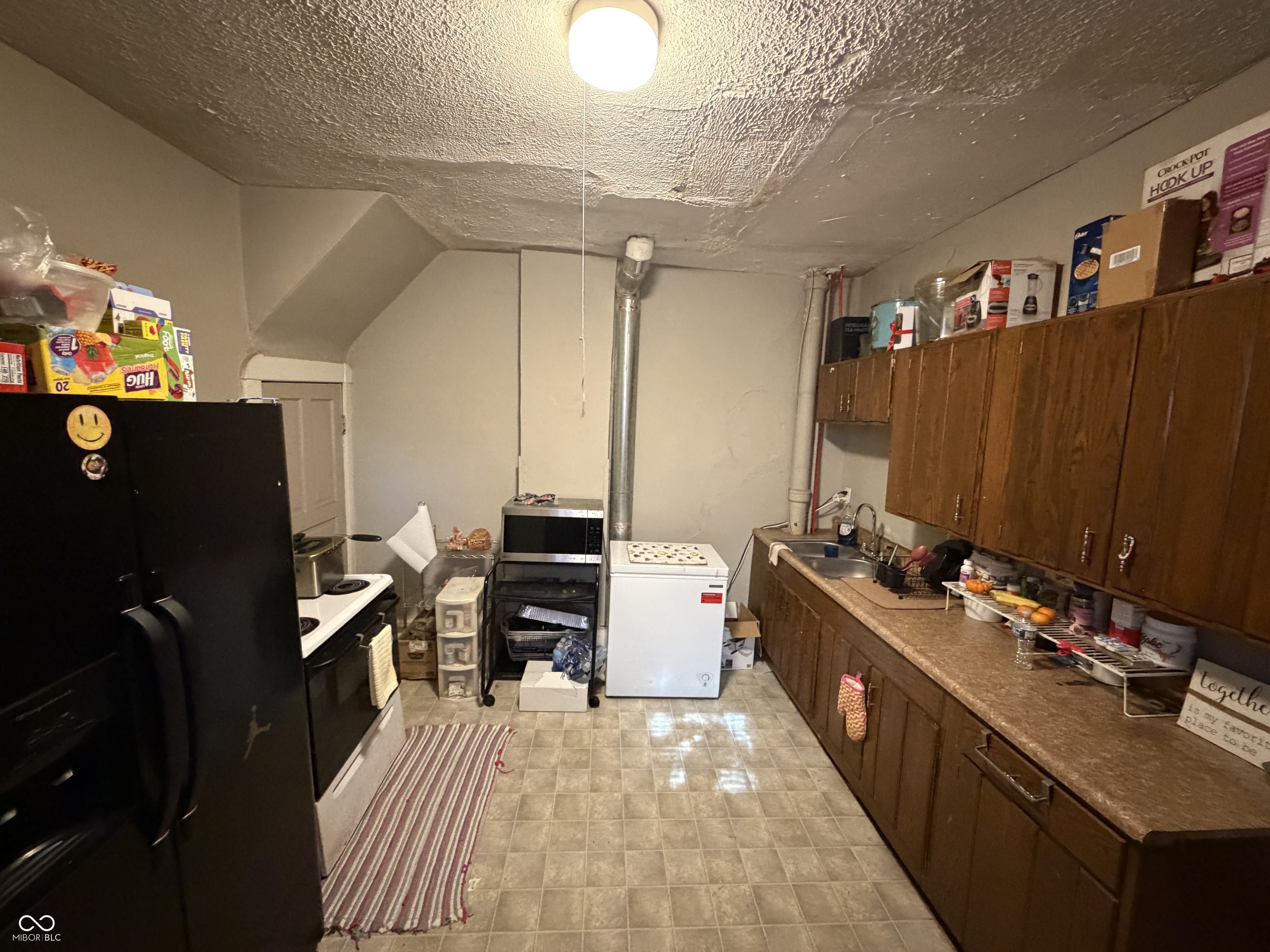 1445 West Lee Street Indianapolis, IN 46221 - Photo 17 of 30