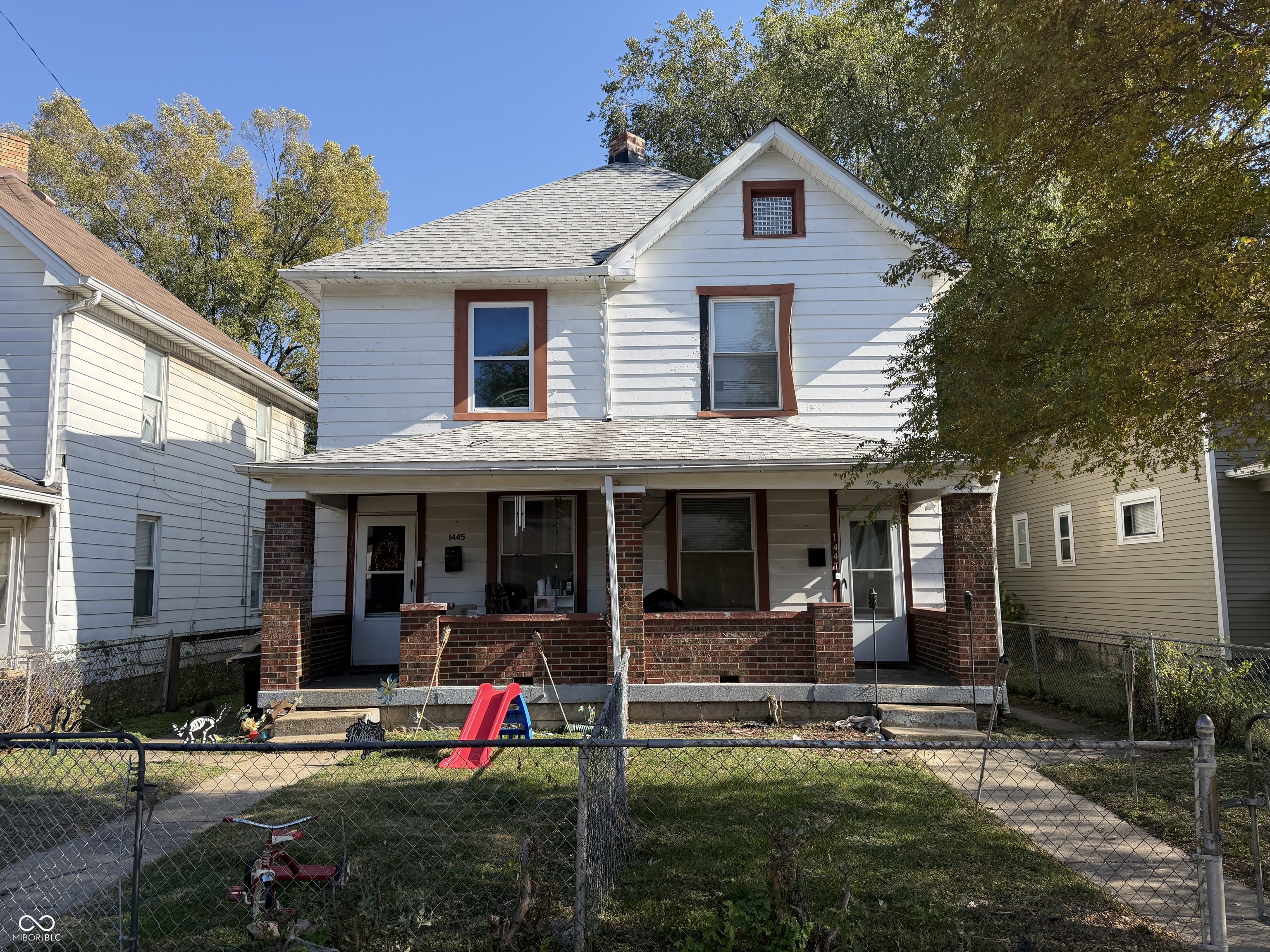 1445 West Lee Street Indianapolis, IN 46221 - Photo 2 of 30