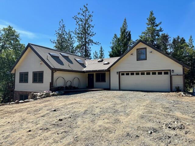 261-271 Salt Flat Road Lewiston, CA 96052 - Photo 2 of 51 IMG_9534