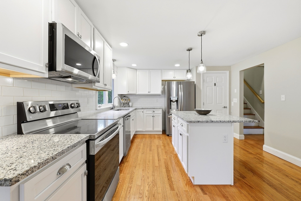1185 Bay Road Amherst, MA 01002 - Photo 10 of 38