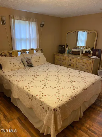 $145,900 | 880 Gilley Avenue East, Big Stone Gap, VA 24219