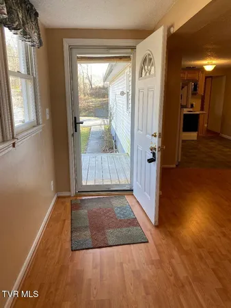 $145,900 | 880 Gilley Avenue East, Big Stone Gap, VA 24219