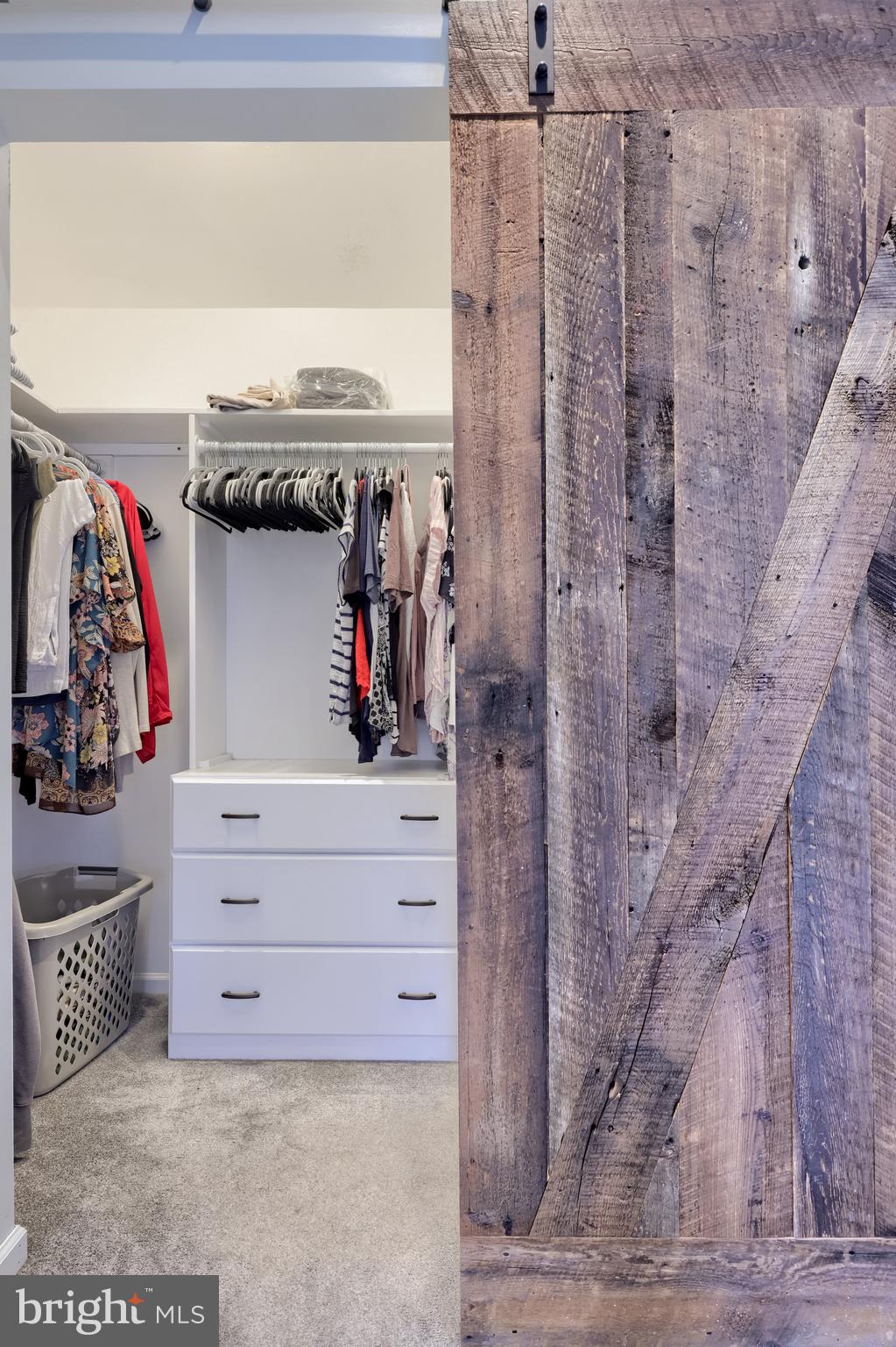323 Knights Bridge Way Lititz, PA 17543 - Photo 27 of 56 Custom walk-in closet
