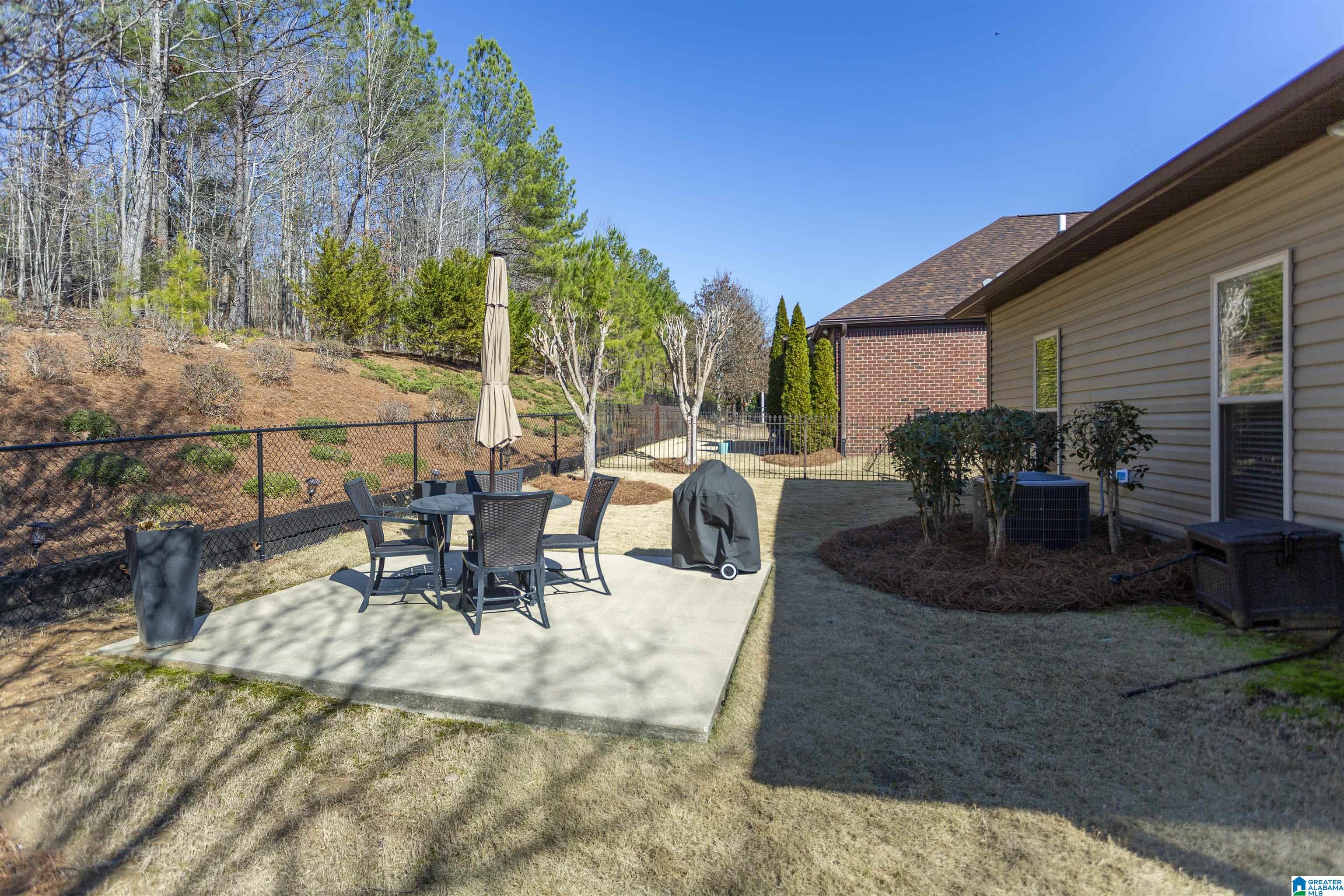 406 Ballantrae Road Pelham, AL 35124 - Photo 10 of 51
