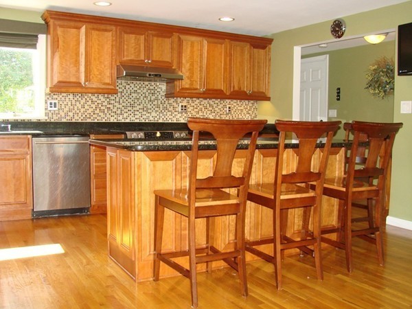 16 Dana Road Peabody, MA 01960 - Photo 7 of 30 Gallery Image 7