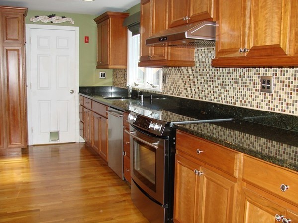 16 Dana Road Peabody, MA 01960 - Photo 9 of 30 Gallery Image 9