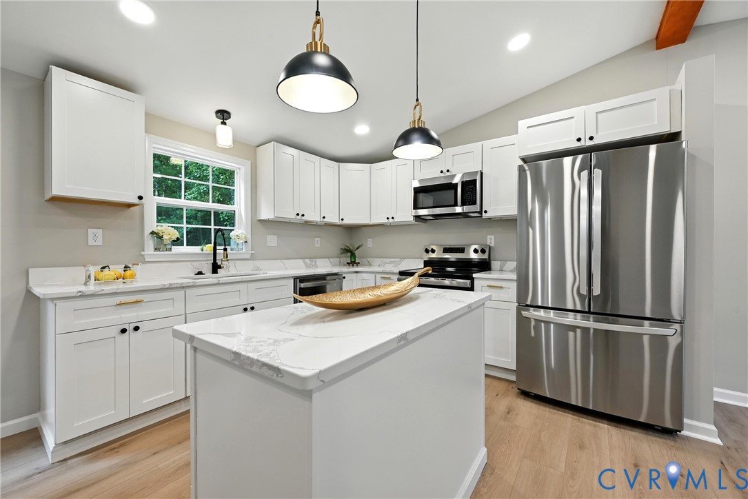 24611 Williamson Road Dinwiddie, VA 23841 - Photo 9 of 34 Kitchen with appliances with stainless steel finis