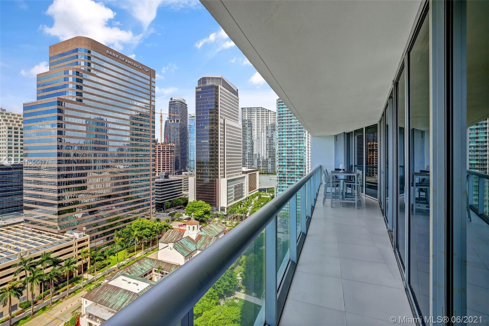 495 Brickell Avenue, Unit 2103 Miami, FL 33131 - Photo 29 of 43 a view of balcony with potted plants