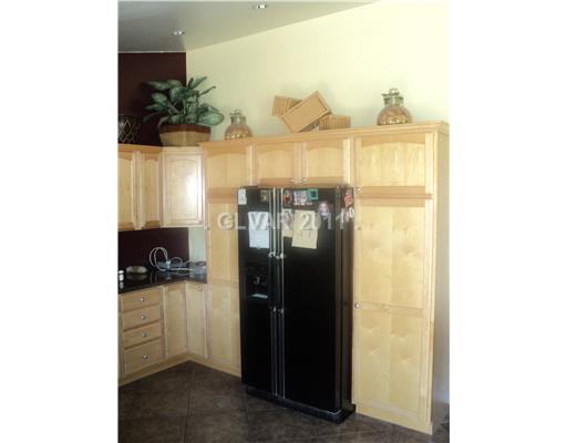 3180 South Lindell Road Las Vegas, NV 89146 - Photo 2 of 22 Kitchen.