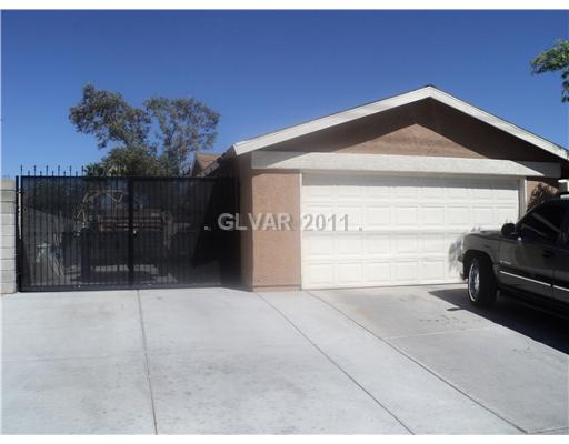 3180 South Lindell Road Las Vegas, NV 89146 - Photo 22 of 22 Other. RV Parking Gate