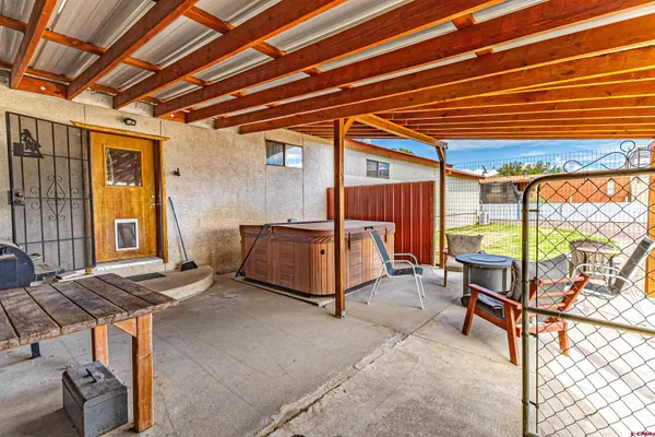 $344,000 | 1925 Coyote Drive, Farmington, NM 87401