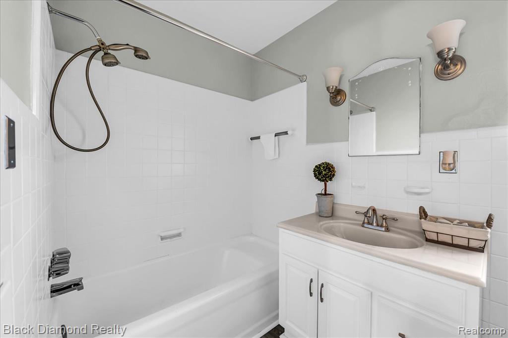 5500 Harvard Road Detroit, MI 48224 - Photo 36 of 61 Gallery Image 36