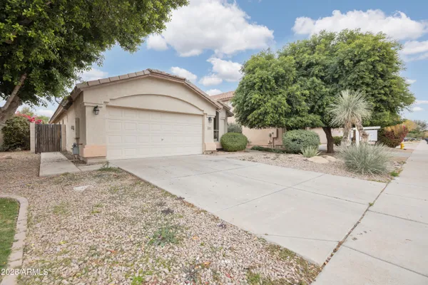 $485,000 | 670 East Kyle Drive, Gilbert, AZ 85296