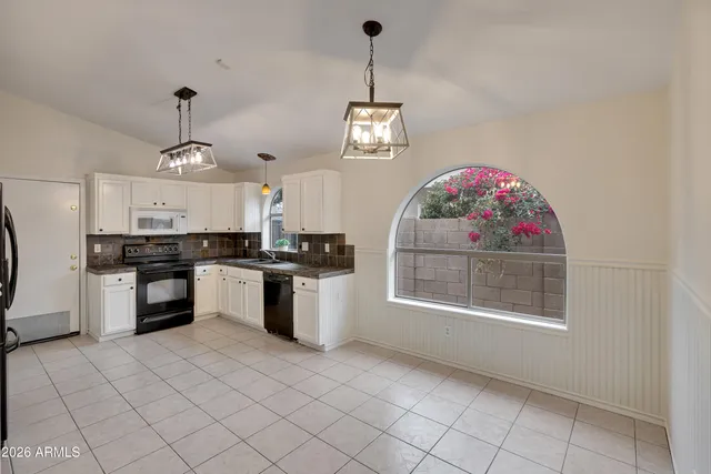 $499,900 | 670 East Kyle Drive, Gilbert, AZ 85296