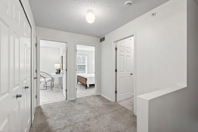 $325,000 | 111309 Village Road, Chaska, MN 55318