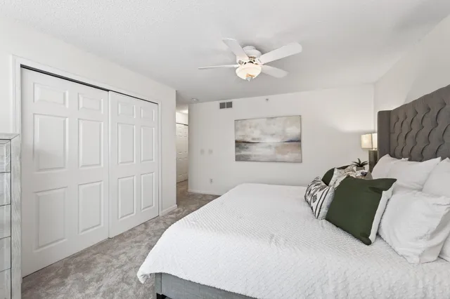 $325,000 | 111309 Village Road, Chaska, MN 55318