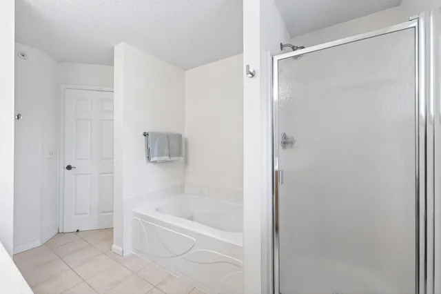 $325,000 | 111309 Village Road, Chaska, MN 55318