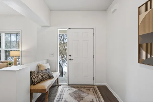 $325,000 | 111309 Village Road, Chaska, MN 55318