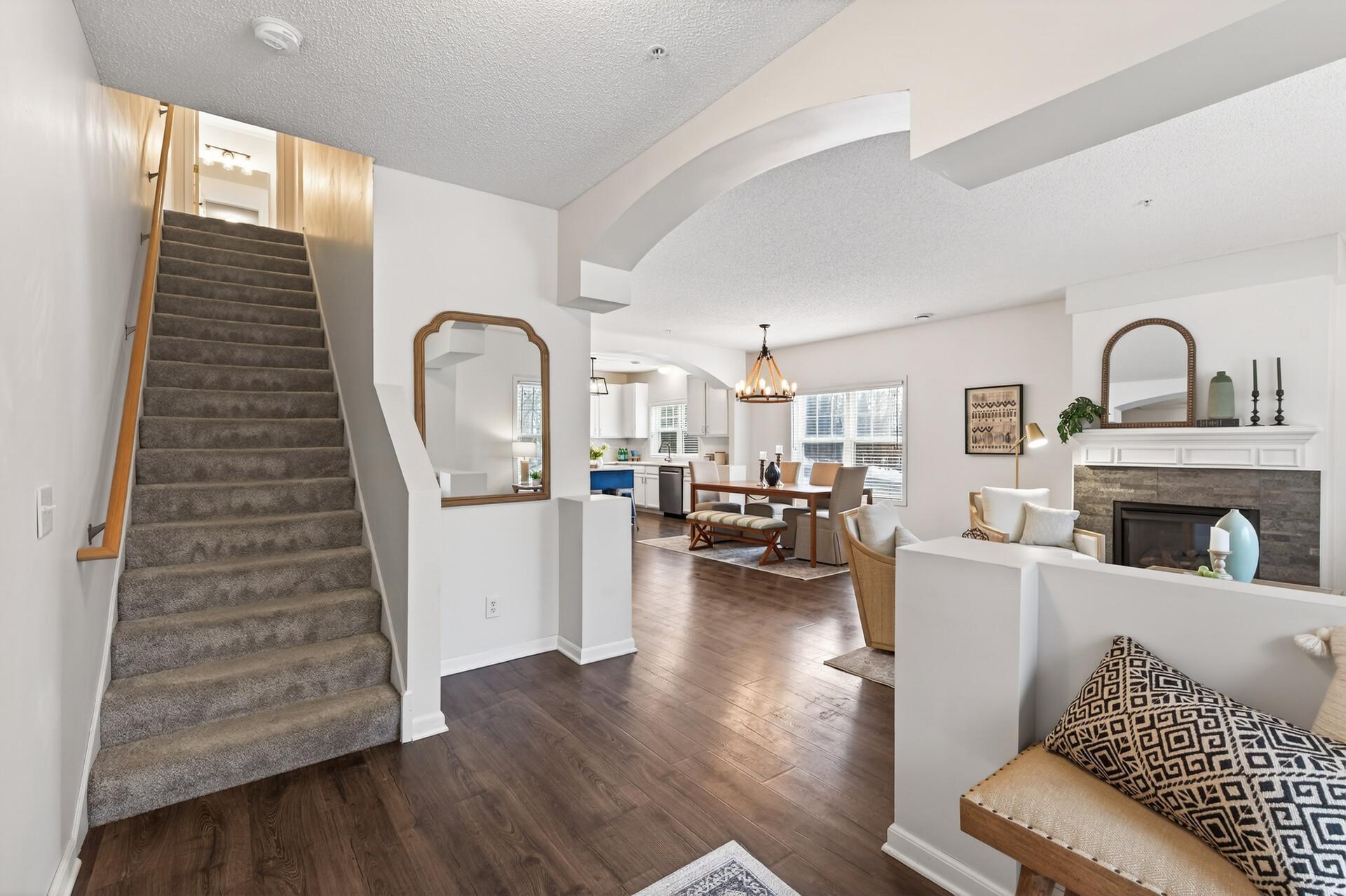 111309 Village Road Chaska, MN 55318 - Photo 5 of 41