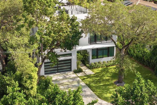 $4,990,000 | South Miami, South Miami, FL 33143