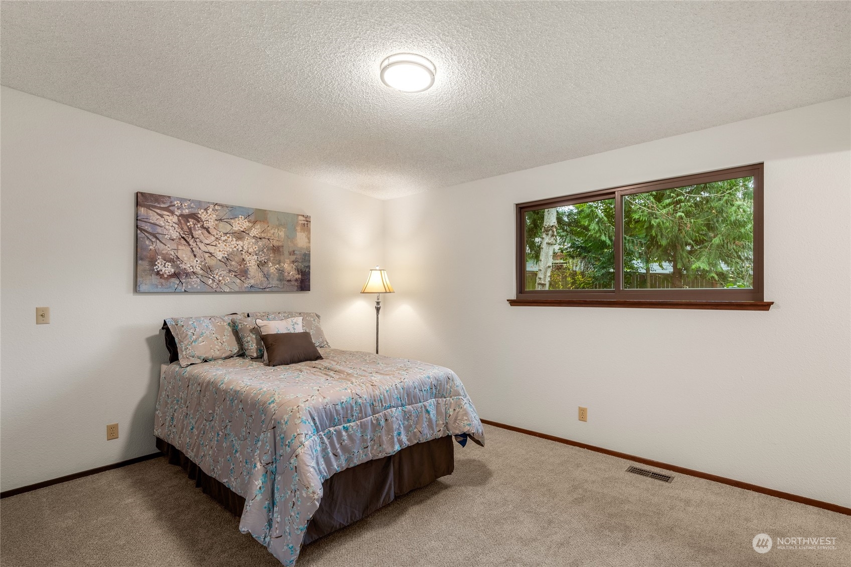 413 Southwest 197th Street Normandy Park, WA 98166 - Photo 22 of 40