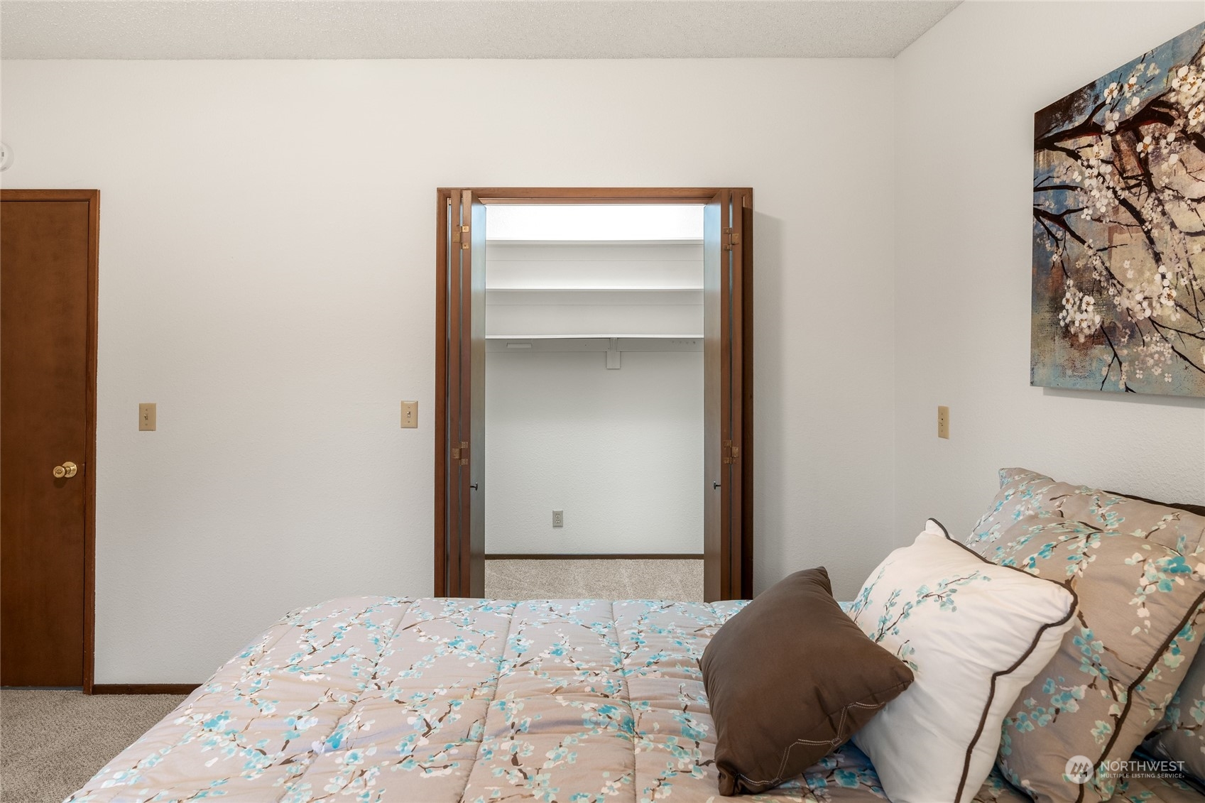 413 Southwest 197th Street Normandy Park, WA 98166 - Photo 23 of 40