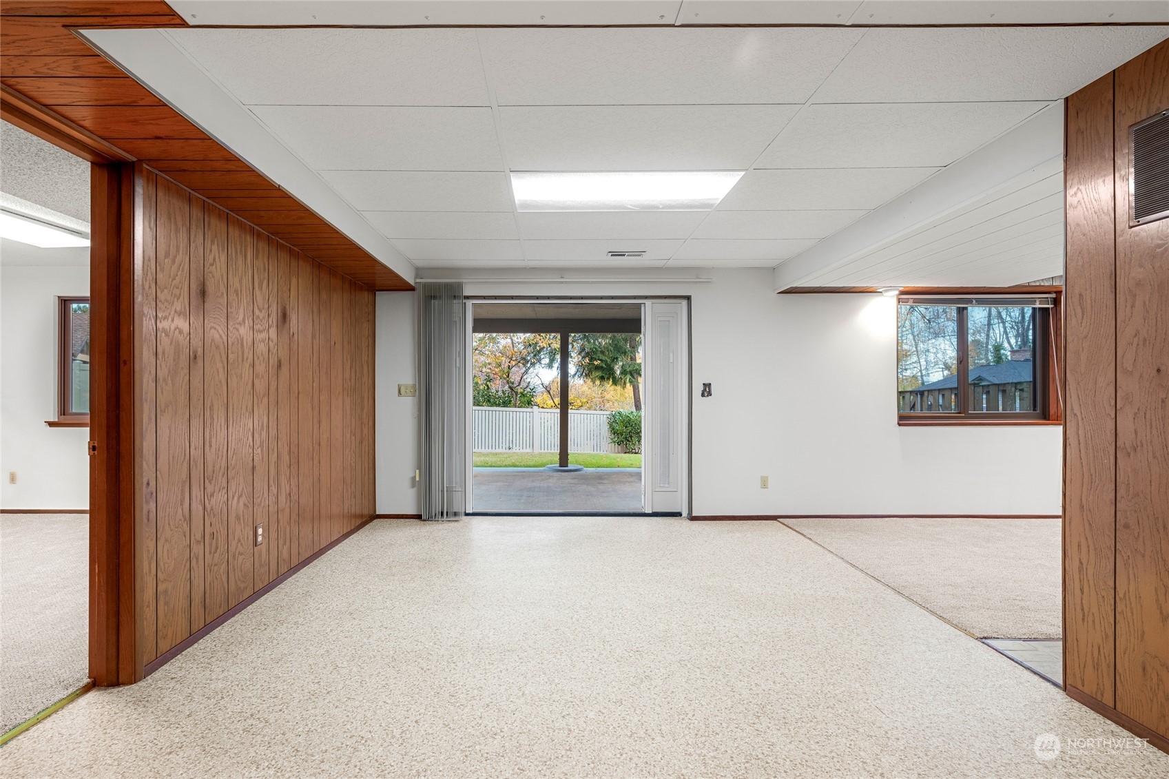 413 Southwest 197th Street Normandy Park, WA 98166 - Photo 31 of 40