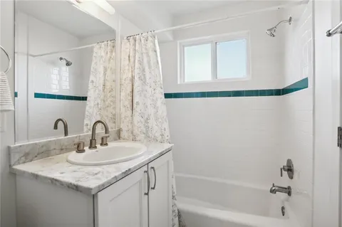 $265,000 | 2833 St Charles Avenue, Unit 21, New Orleans, LA 70115