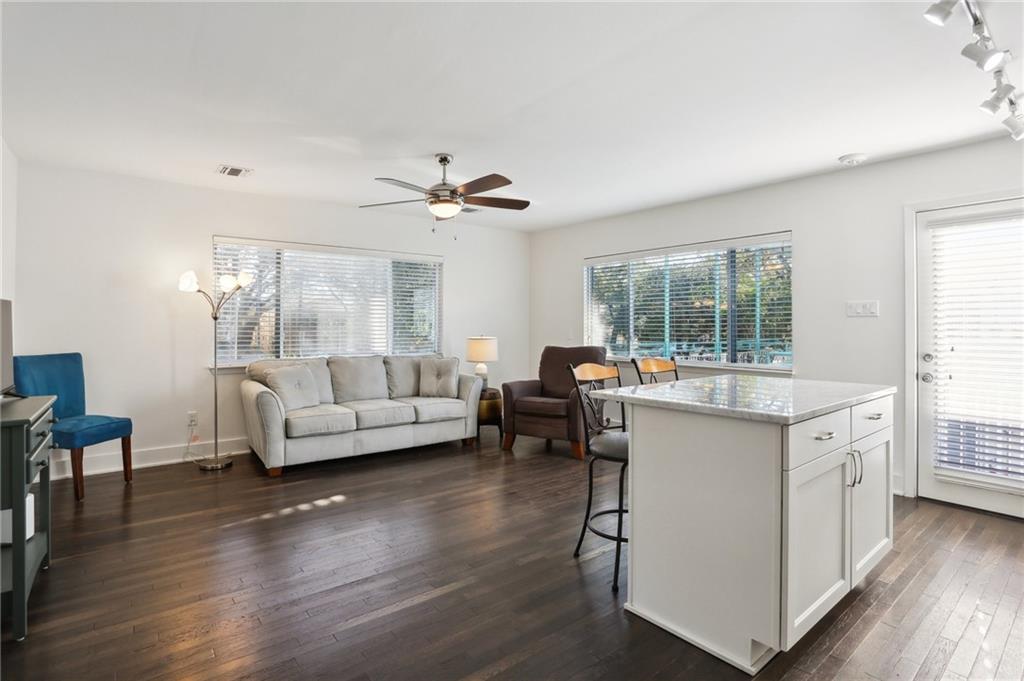 2833 St Charles Avenue, Unit 21 New Orleans, LA 70115 - Photo 6 of 15