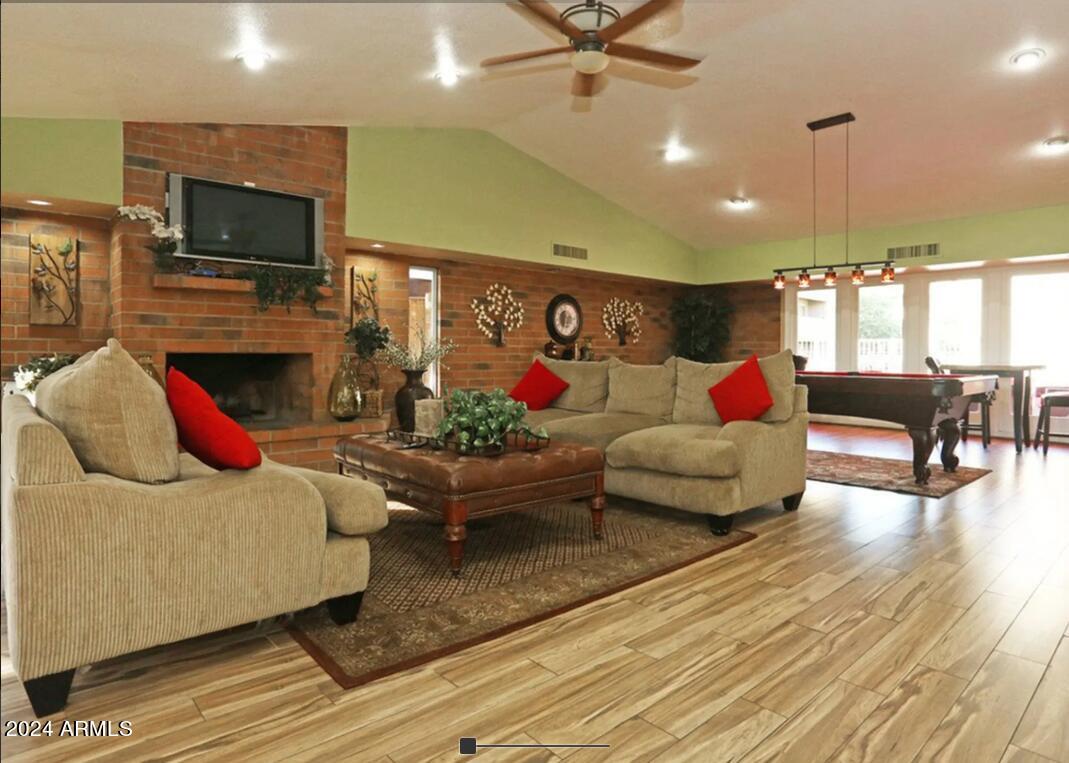 8902 North 19th Avenue, Unit C1 Phoenix, AZ 85021 - Photo 11 of 12 Club House