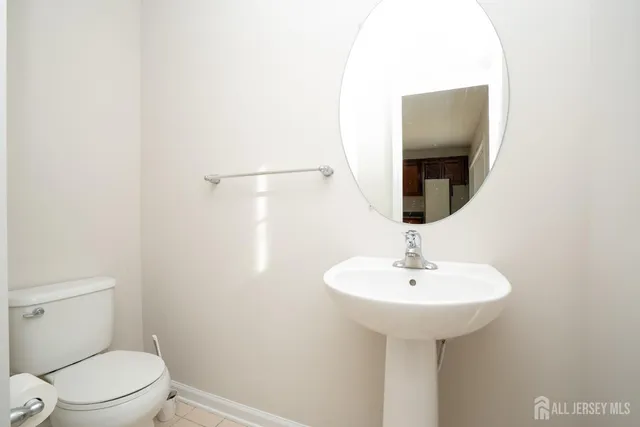 $2,700 | 5 Rafting Way, Trenton, NJ 08611